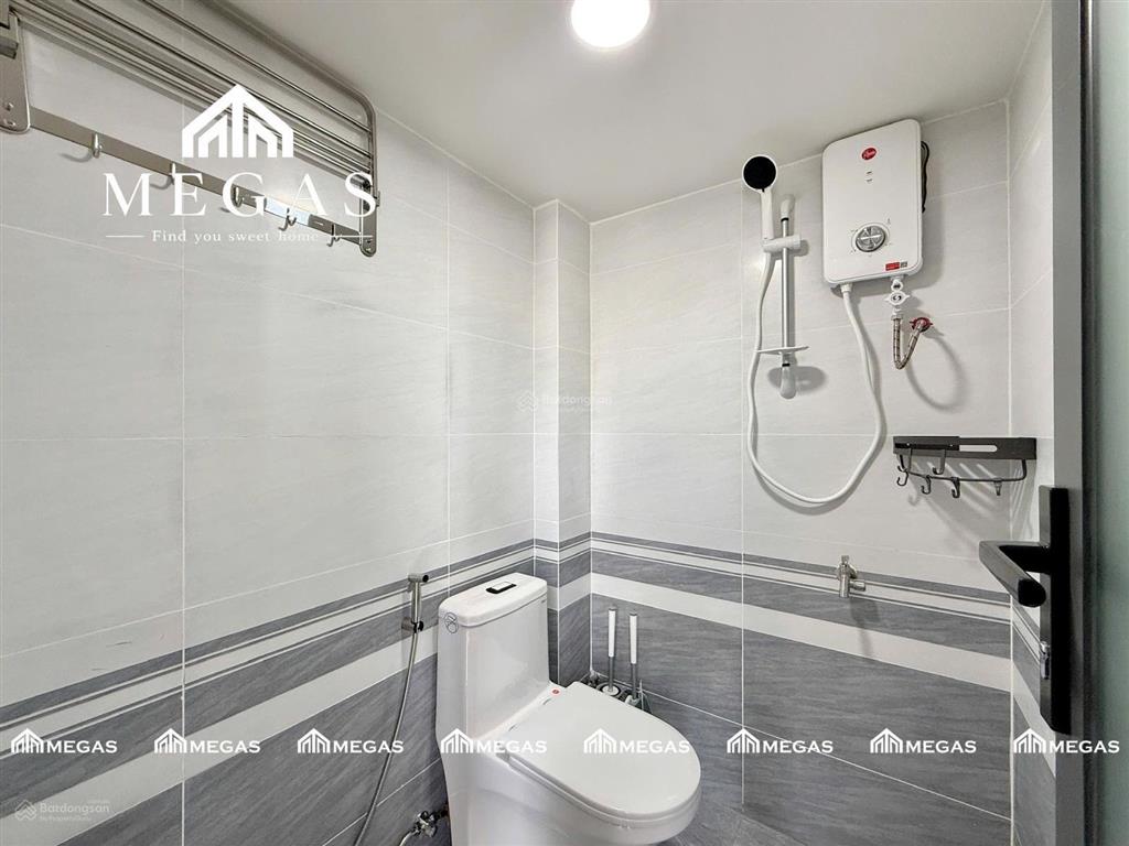 Khai trương  duplex full nội thất  có ban công và cửa sổ lớn  không chung chủ