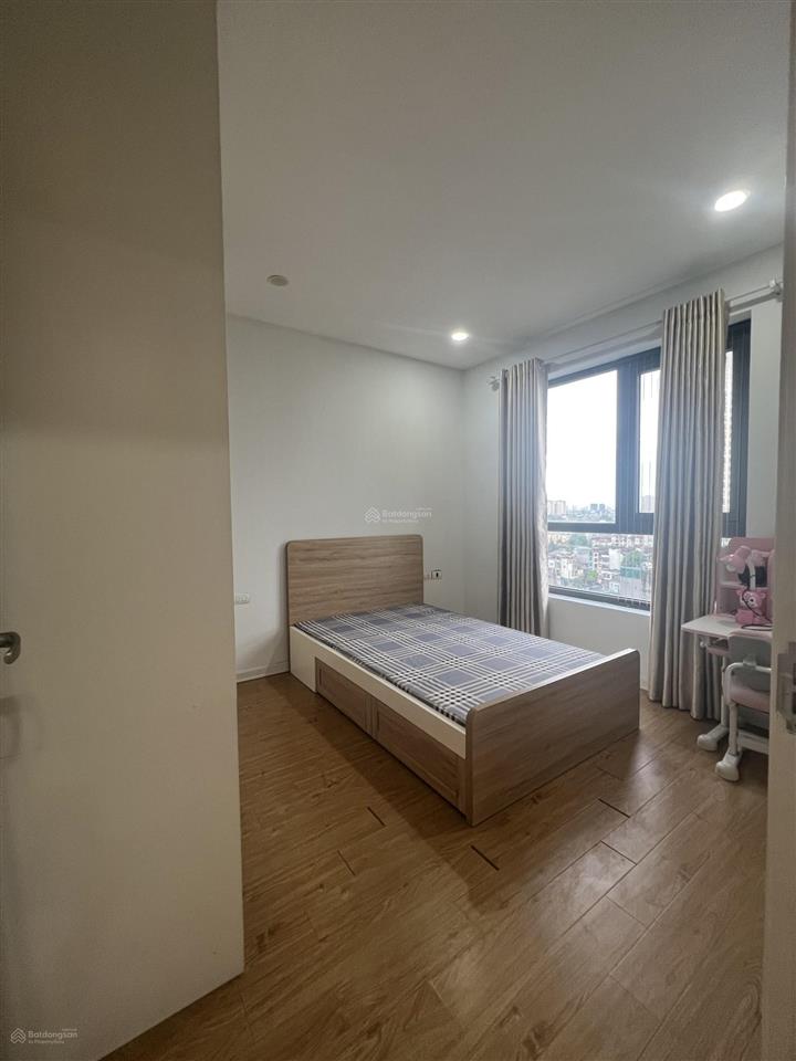 Bán căn hộ chung cư goldsilk complex, 5,5 tỷ, 73m2, 2pn, 2wc, giá ưu đãi