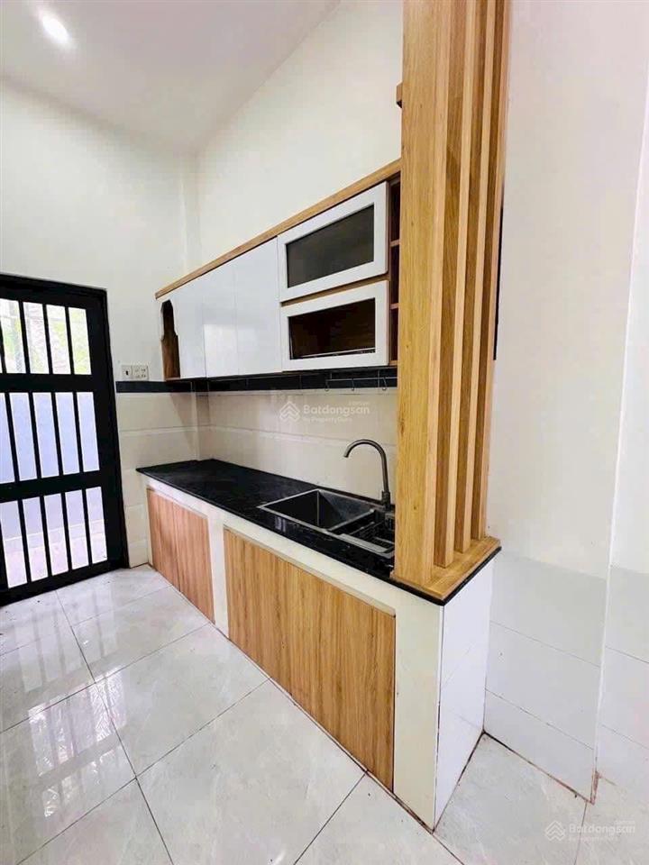 Cần bán gấp nhà 3 phòng ngủ hẻm 56 hồ trung thành  tp cần thơ