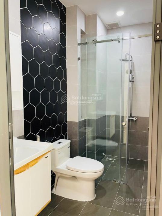 Cho thuê văn phòng công ty, nhà mặt tiền mới xây, đường lớn thuận tiện giao thương