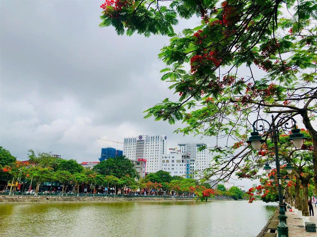 Bán nhà mặt đường bạch đằng đối diện vin imperia