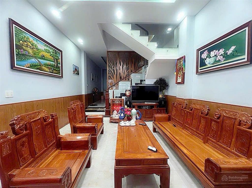 Bán nhà 4 lầu sát kđt vạn phúc . quốc lộ 13 . dt 81m (4.5 x18 ) giá 10.5 tỉ có thương lượng