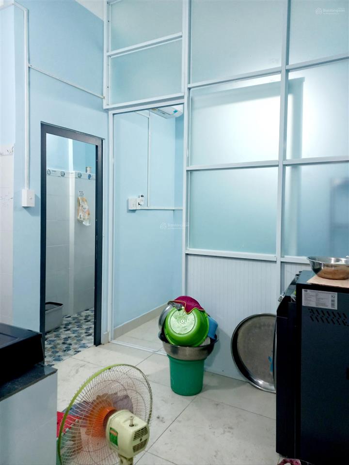 Cho thuê mặt tiền kinh doanh đường minh phụng có vỉa hè rộng tới 7m