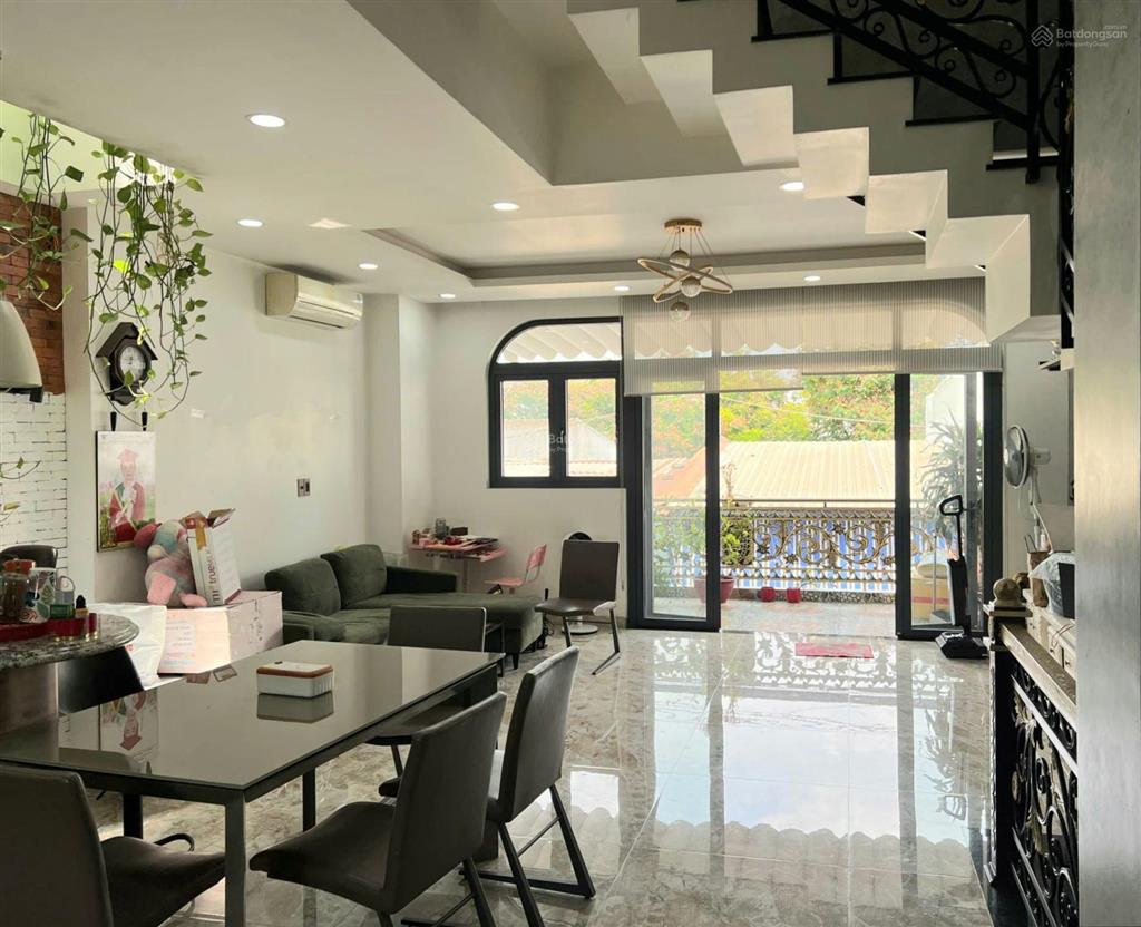 Nhà 1/ hẻm xe hơi  ngang 5.8m hiếm có  đường kênh tân hóa