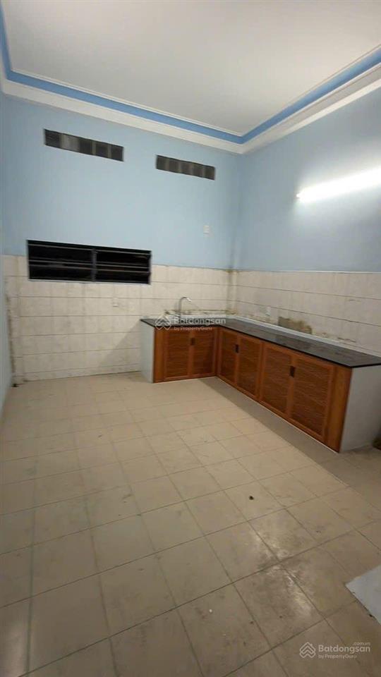 Cho thuê nhà 3 tầng hẻm xe hơi 8m đường lạc long quân quận 11