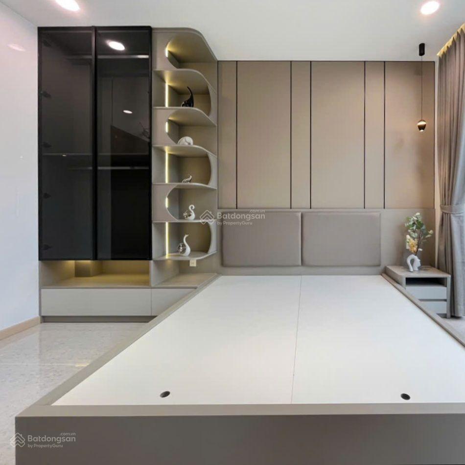 Bán nhà mới xây 100% đường âu cơ quận tân bình có thang máy