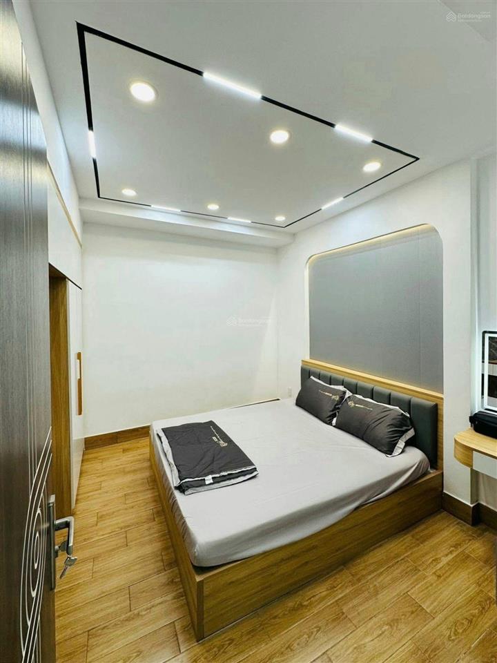 Nhà mới 1/ hẻm xe hơi đường 3 tháng 2 quận 11