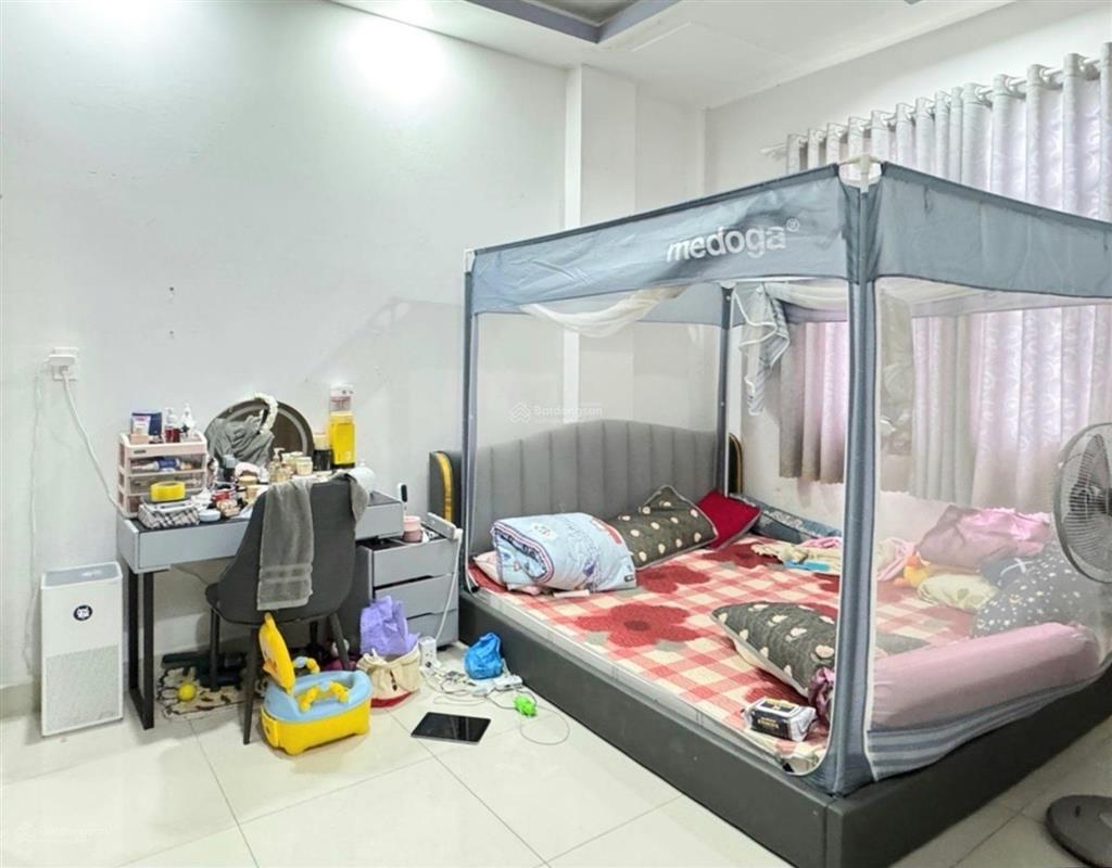 Nhà 1/ hẻm xe hơi đường trịnh đình trọng chỉ 5.4 tỷ