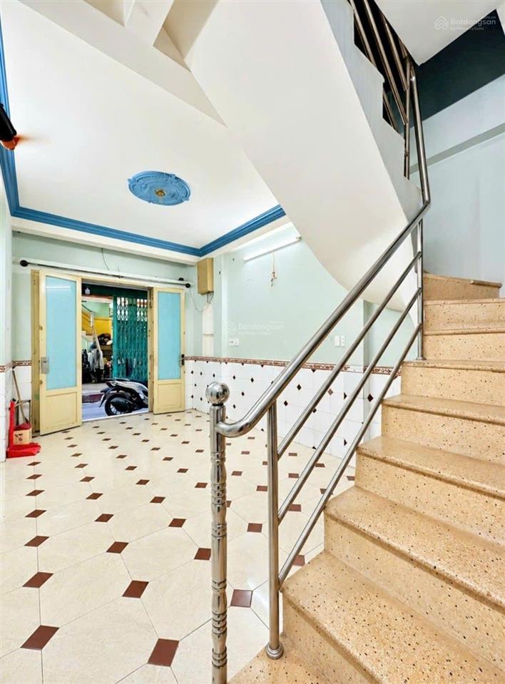 Nhà 3 tầng hẻm xe hơi đường ông ích khiêm quận 11 chỉ 4.7 tỷ