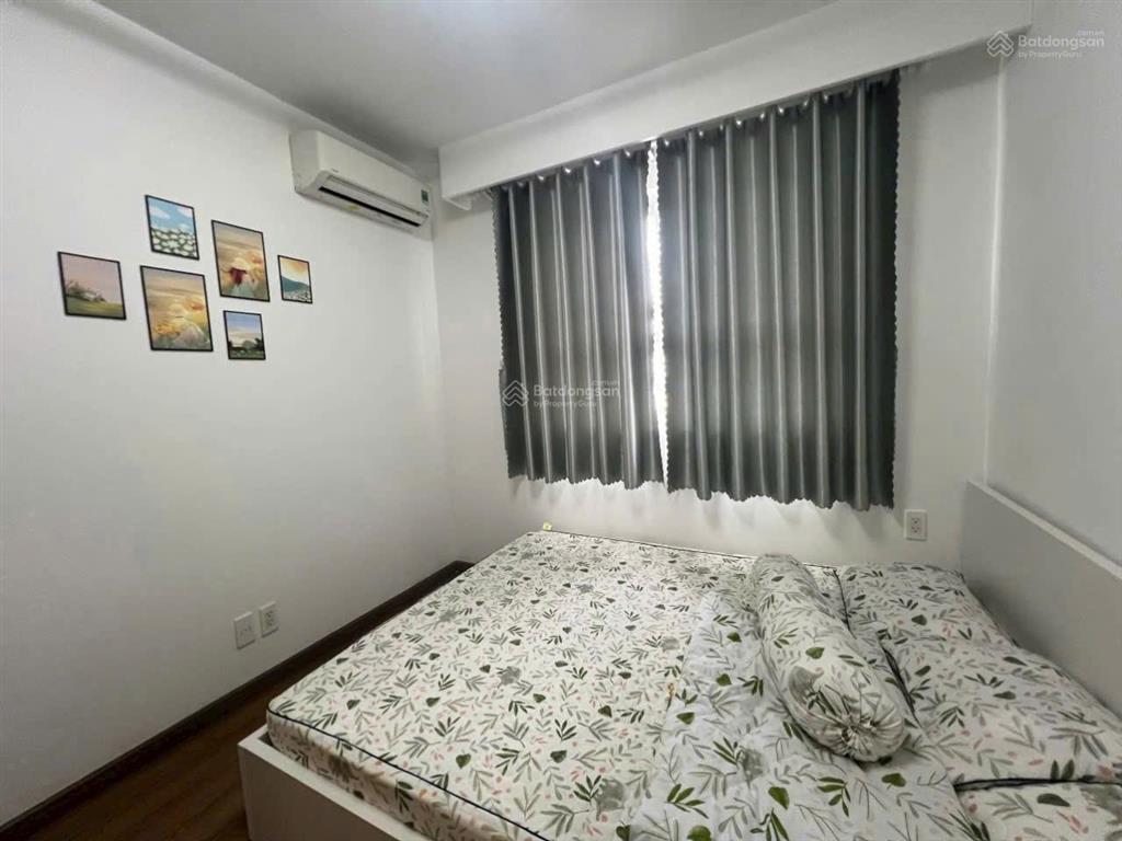 Bán gấp cc 2pn, 1wc, 56m2 tại midori park the view, tầng cao, hướng đông, 2 tỷ