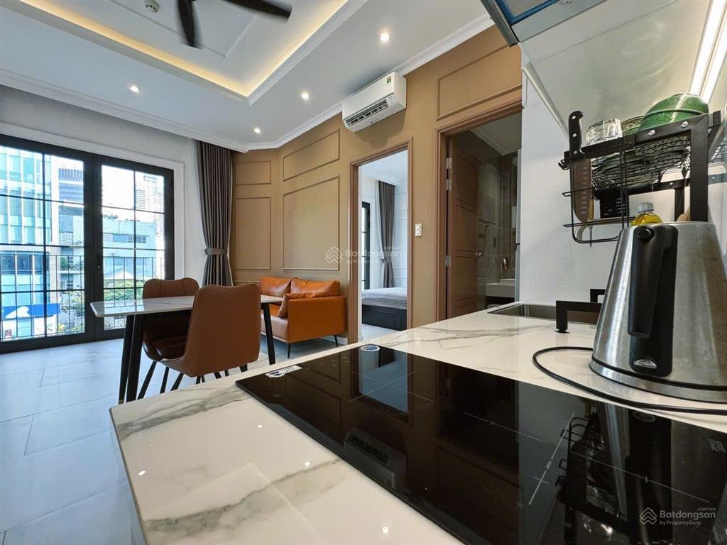 Cho thuê chung cư minisaigon view, rộng 60m2, full nội thất cao cấp, có dọn phòng. giáp hoàng sa