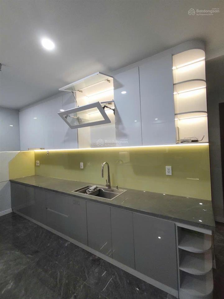 Cho thuê căn hộ picity high park quận 12, 2pn 2wc, view hồ bơi 10 triệu/tháng.  0901 928 ***