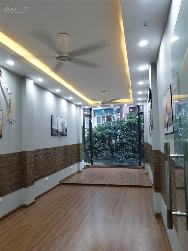 Cc bán mbkd 5 tầng, mb 32m2, đường ô tô, kd tốt, phố võ văn dũng, đống đa