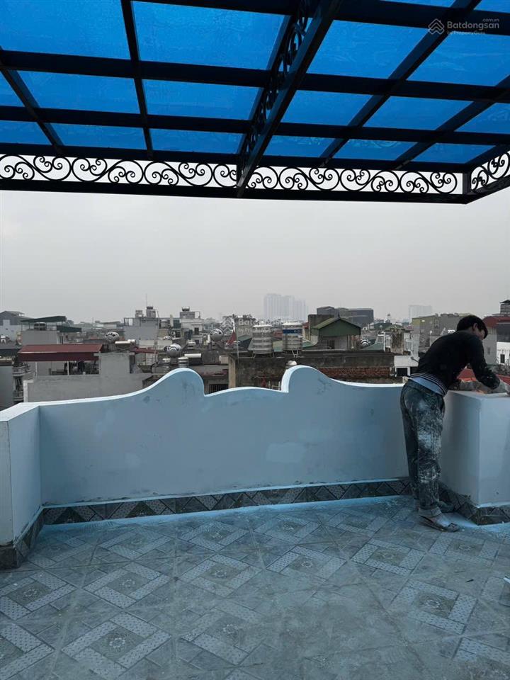 Nhà mới đẹp  lô góc  3 thoáng  mặt tiền rộng  50m  6tầng  ngõ ba gác  sau qh ra mặt đường