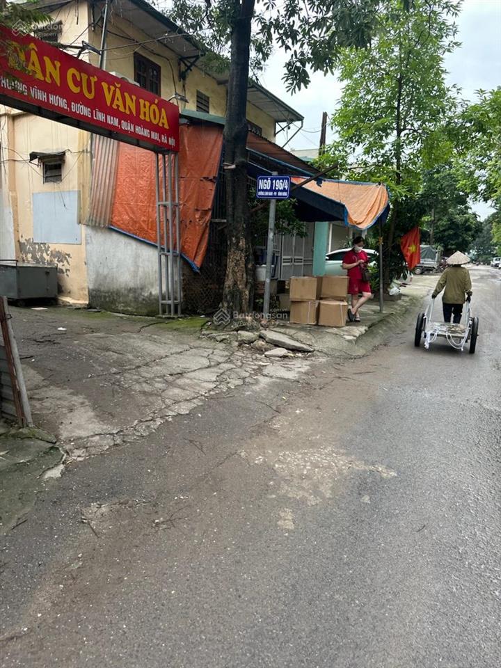 Bán nhà lĩnh nam ô tô đỗ cửa view sân bóng thoáng vĩnh viễn, full nội thất ở ngay