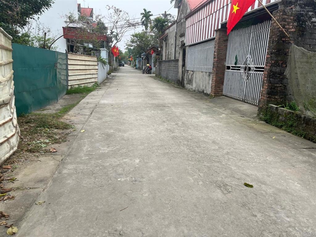 Cc bán 120m² tái định cư văn mỹ, có nhà sẵn, vuông 5m cách ql 21 chỉ 100m gần chợ, trường