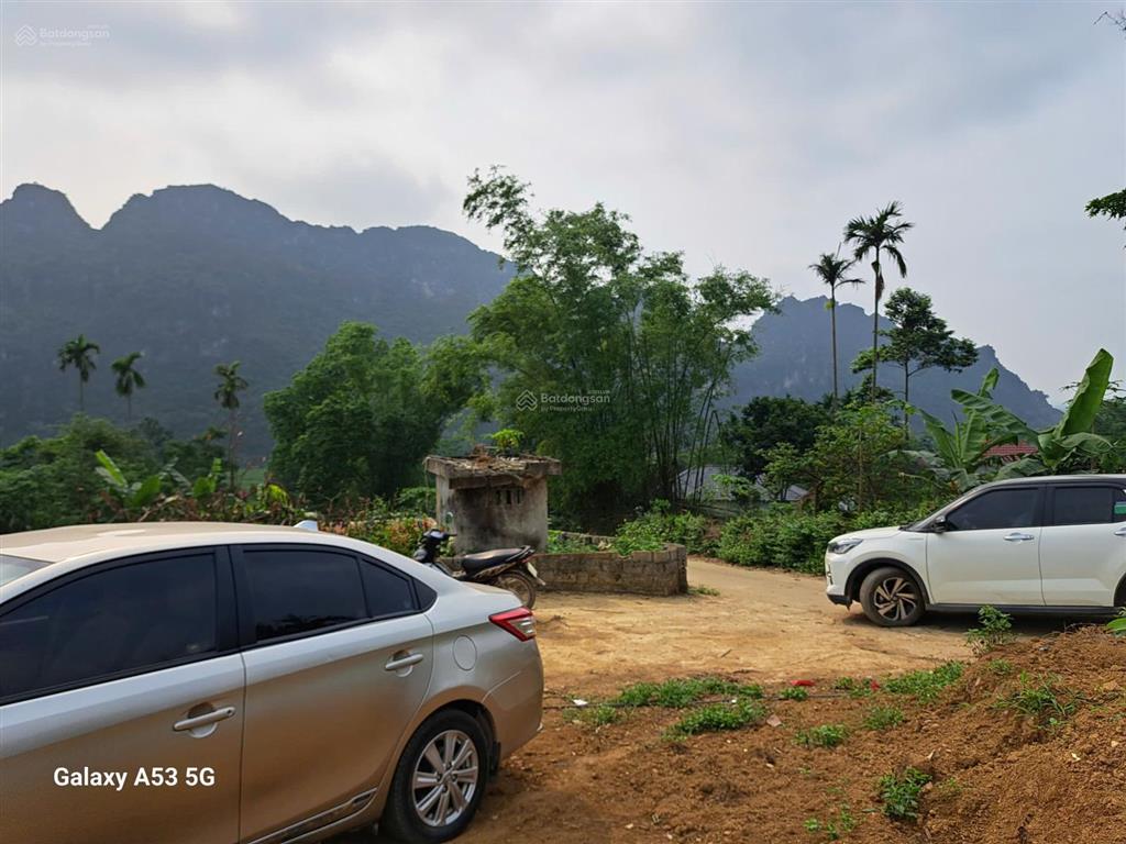 3759m2 đất tiến sơn lương sơn 800m2 thổ cư, view cánh đồng, sát đường liên xã, gần sân golf, 3tr/m²