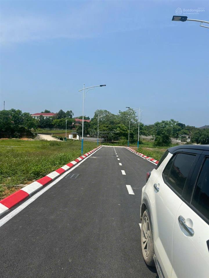 Mua đất tặng đất tại đường đôi kcn phú sơn  lương sơn. giá tốt cơ hội đầu tư hiếm có