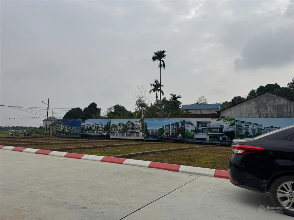 Đường to giá đẹp cho lô đất hoa hậu tại thôn đồi miễu xã xuân mai hn 83,3m . mặt tiền 5m . nở hậu