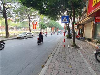 Bán nhà lô góc mp khương đình, không quy hoạch, sát đường 2.5