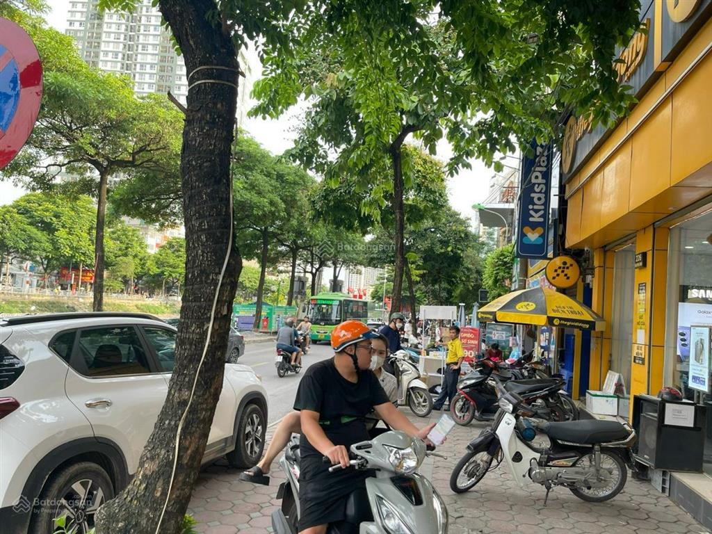 Bán nhà mặt phố khương đình, không quy hoạch, sát đường 2.5, kinh doanh cực sầm uất