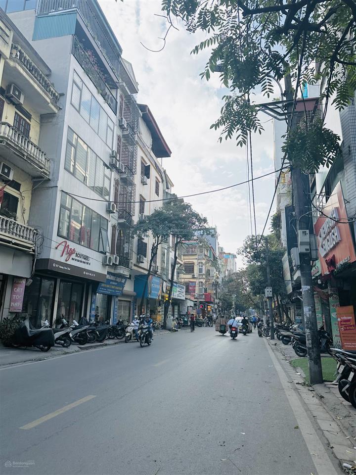 Cực rẻ  bán nhà lô góc mặt phố hoàng văn thái, 6 tầng thang máy, 48m2, mặt tiền 4m