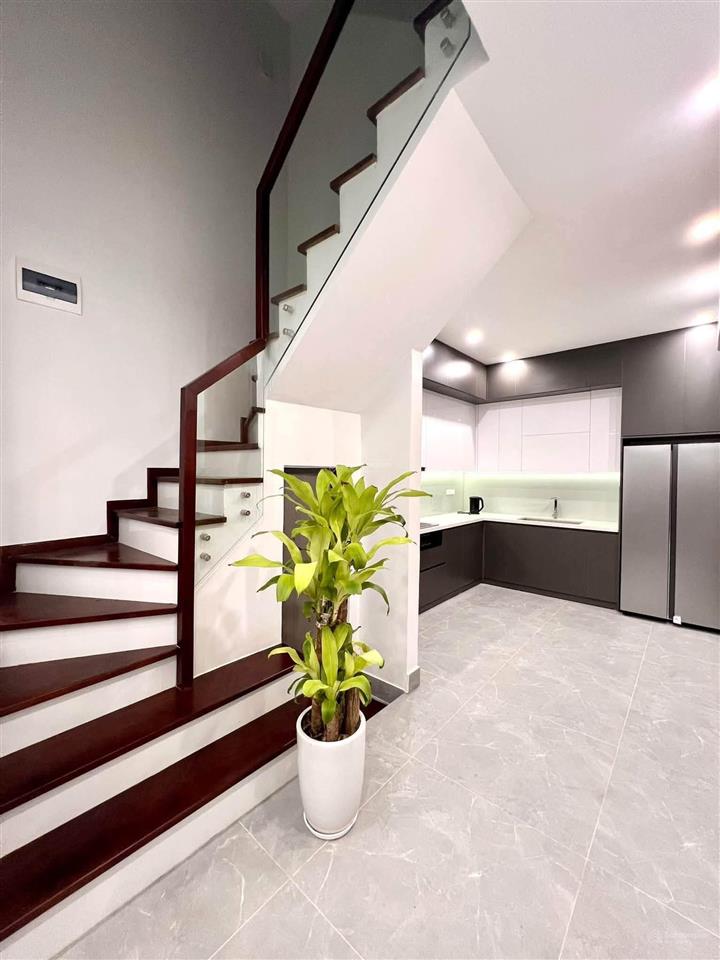 Hạ sốc 6 tỷ  bán nhà phố tôn đức thắng, phân lô, 2 ô tô tránh, kinh doanh | 45m2 x 4t mới tinh