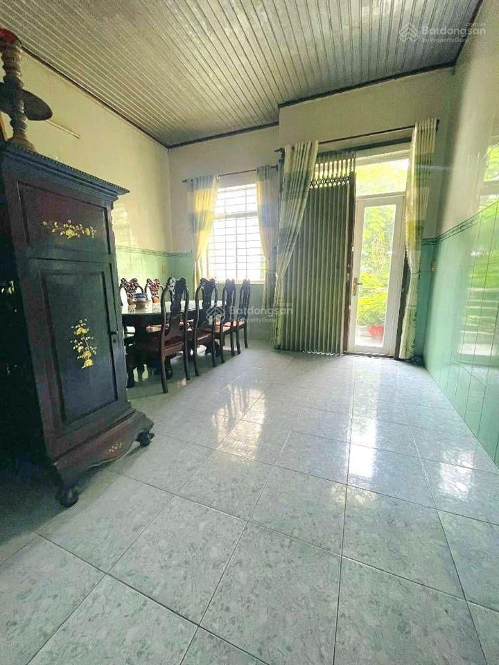 Nhà 2 tầng 2 mặt tiền trước sau rộng 5 và 7m, hẻm 532 đường lê trọng tấn, tân phú, dt 93m2, chỉ8,5t