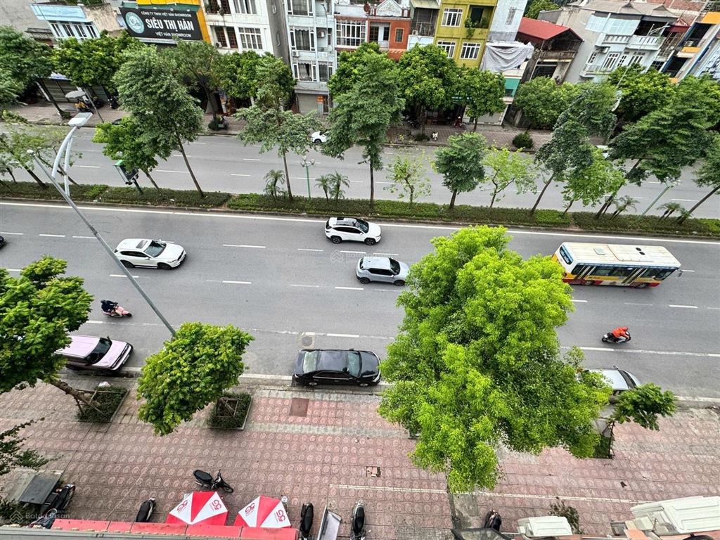 Bán đất tặng tòa nhà mặt phố 90m x 6t ngô gia tự, long biên  kd đỉnh  vị trí đắc địa nhỉnh 24 tỷ.