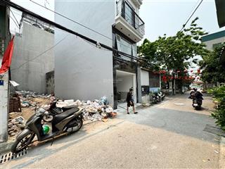 Bán đất phúc lợi, long biên 76m ô tô tránh  sát tttm  giá đầu tư  hàng xóm vin.