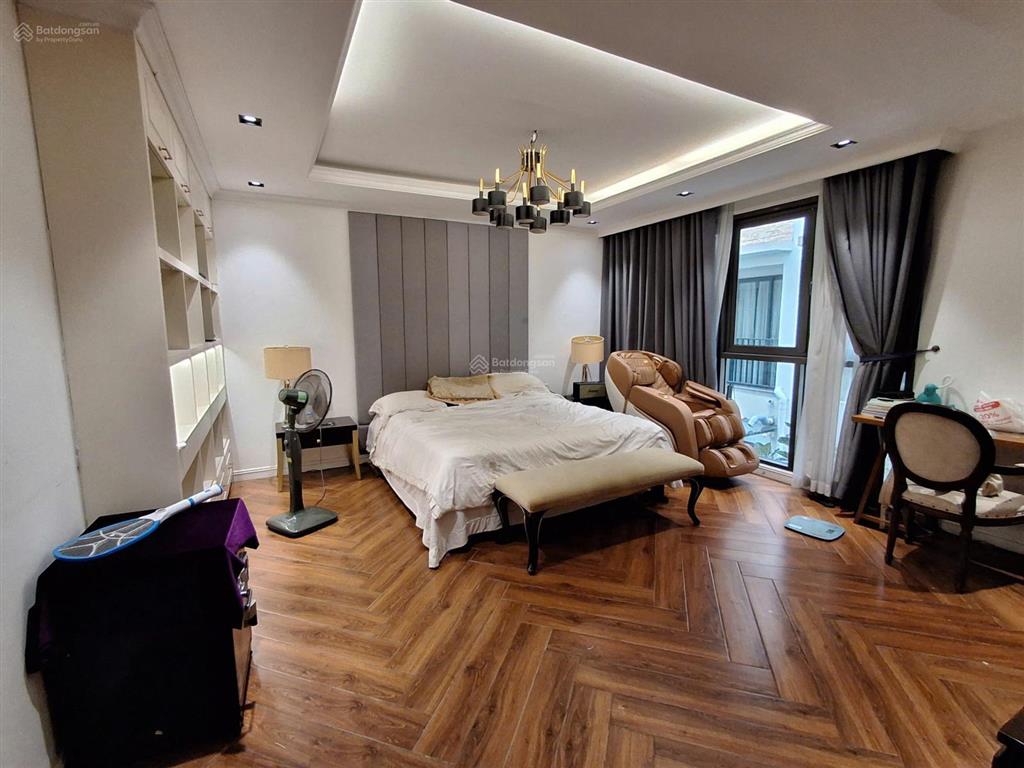 Bán tòa ccmn phố ngọc thụy, long biên 120m2 x 7t thang máy  dòng tiền 1,2 tỷ/năm 26 tỷ