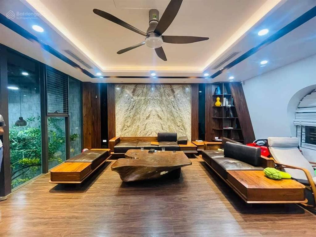 Bán tòa nhà 80m x 8t thang máy phố tư đình, long biên  lô góc  gara 3 ô tô  view eaon 22 tỷ.