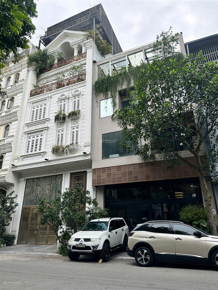 Hạ chào 3 tỷ còn 26,9 tỷ tòa nhà 80m x 8t thang máy phố tư đình, long biên gần công viên