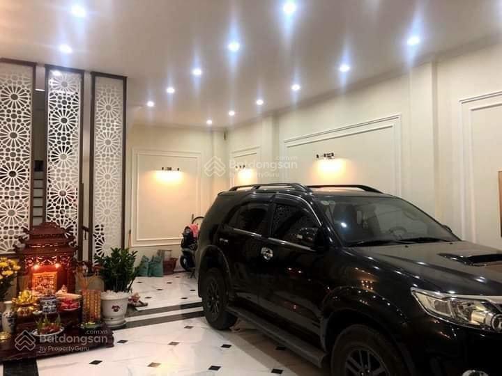 Hạ chào 6 tỷ nhà 82m x 6t phố nguyễn văn cừ, long biên  ô tô vào nhà  thang máy còn 17 tỷ
