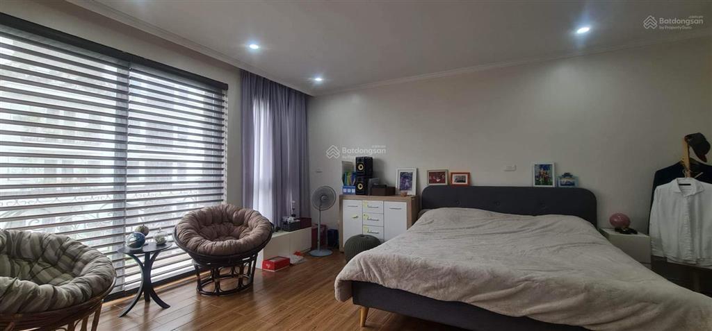Hạ chào 6 tỷ nhà 82m x 6t phố nguyễn văn cừ, long biên  ô tô vào nhà  thang máy còn 17 tỷ