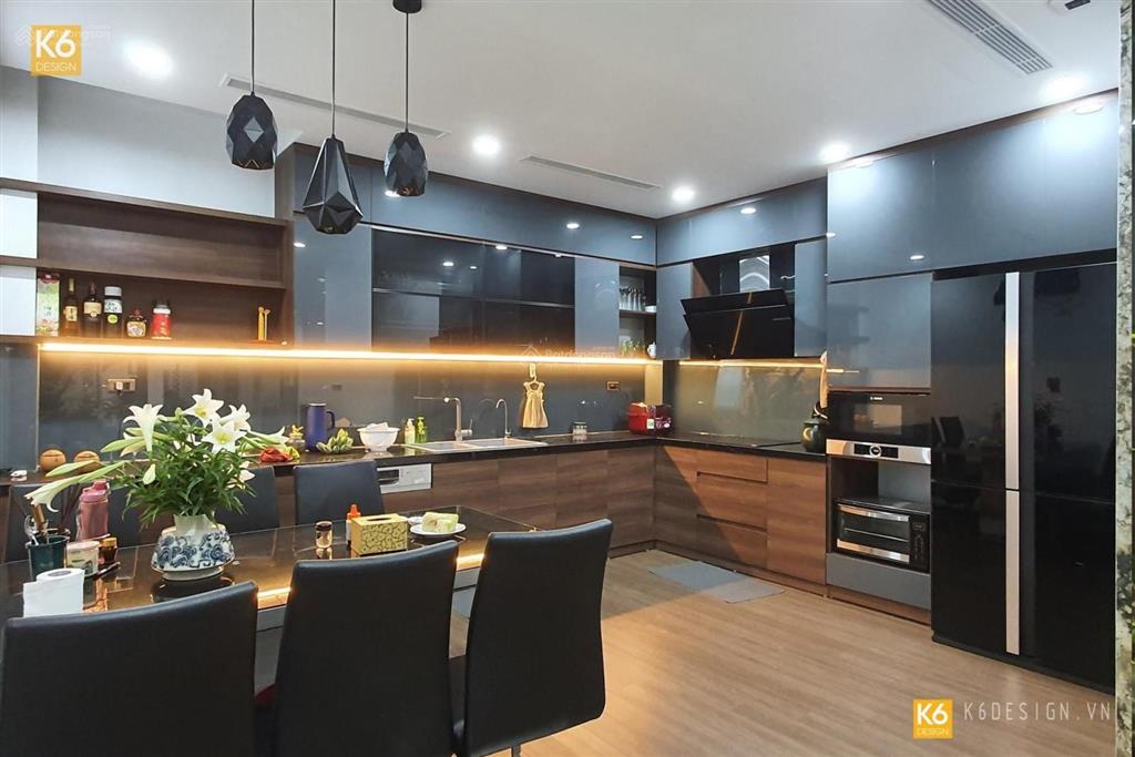Hạ chào 6 tỷ nhà 82m x 6t phố nguyễn văn cừ, long biên  ô tô vào nhà  thang máy còn 17 tỷ