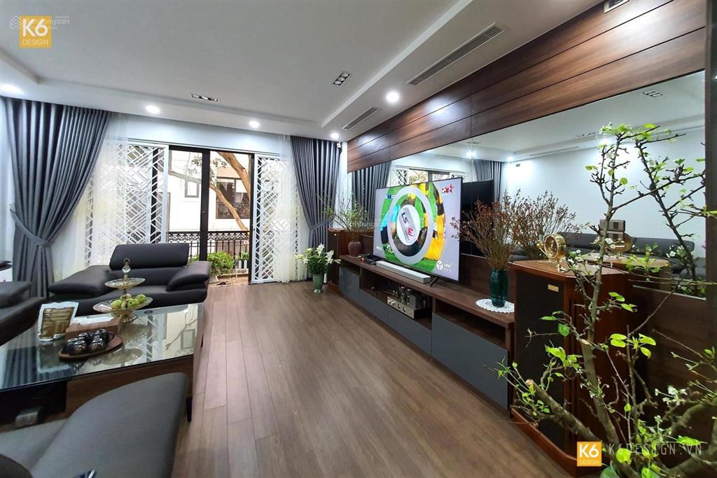 Hạ chào 6 tỷ nhà 82m x 6t phố nguyễn văn cừ, long biên  ô tô vào nhà  thang máy còn 17 tỷ