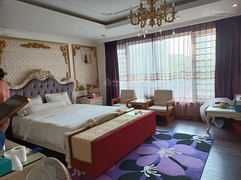 Tặng nhà bán đất 70m x mặt tiền 5.5m cách 15m đường 25m gần công viên thạch bàn, long biên 12.5 tỷ
