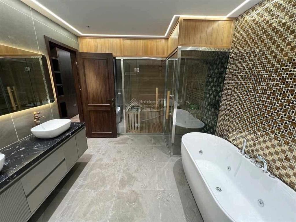 Giảm 2 tỷ còn 18.8 tỷ nhà mặt phố thanh am, long biên 70m2 x 7t thang máy  kinh doanh
