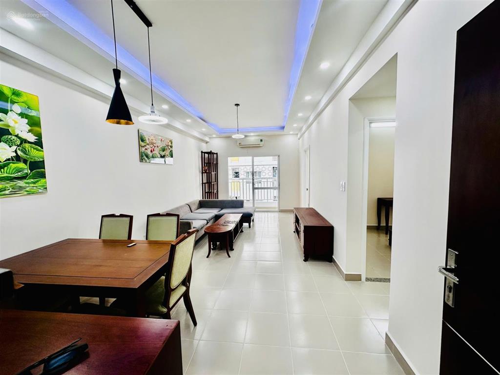 Căn hộ cc 2pn, 1wc, đầy đủ, giá 3,69 tỷ  sổ hồng, 71m2 tại lotus garden, tân phú