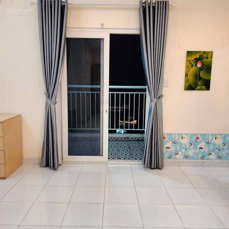 Căn hộ 8x đầm sen tại tô hiệu, giá chỉ 2,6 tỷ, 49 m2, có bancon hàng hiếm tại giá ưu đãi