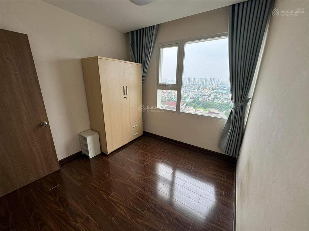 Bán căn hộ summer square, chỉ 3,1 tỷ  sổ hồng , 63m2, 2pn, 2wc, giá tốt