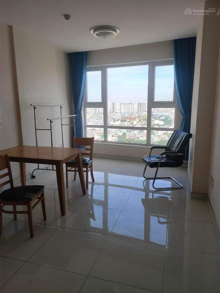 Bán căn hộ summer square, chỉ 3,1 tỷ  sổ hồng , 63m2, 2pn, 2wc, giá tốt