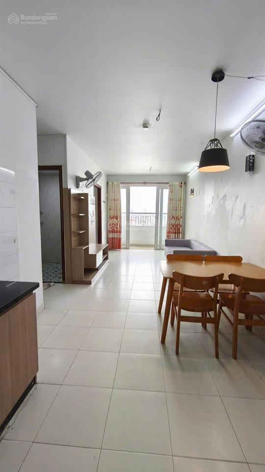 Bán căn hộ chung cư tại căn hộ quang thái, chỉ 3 tỷ vnd, 63 m2, 2pn + 2wc  sổ hồng.