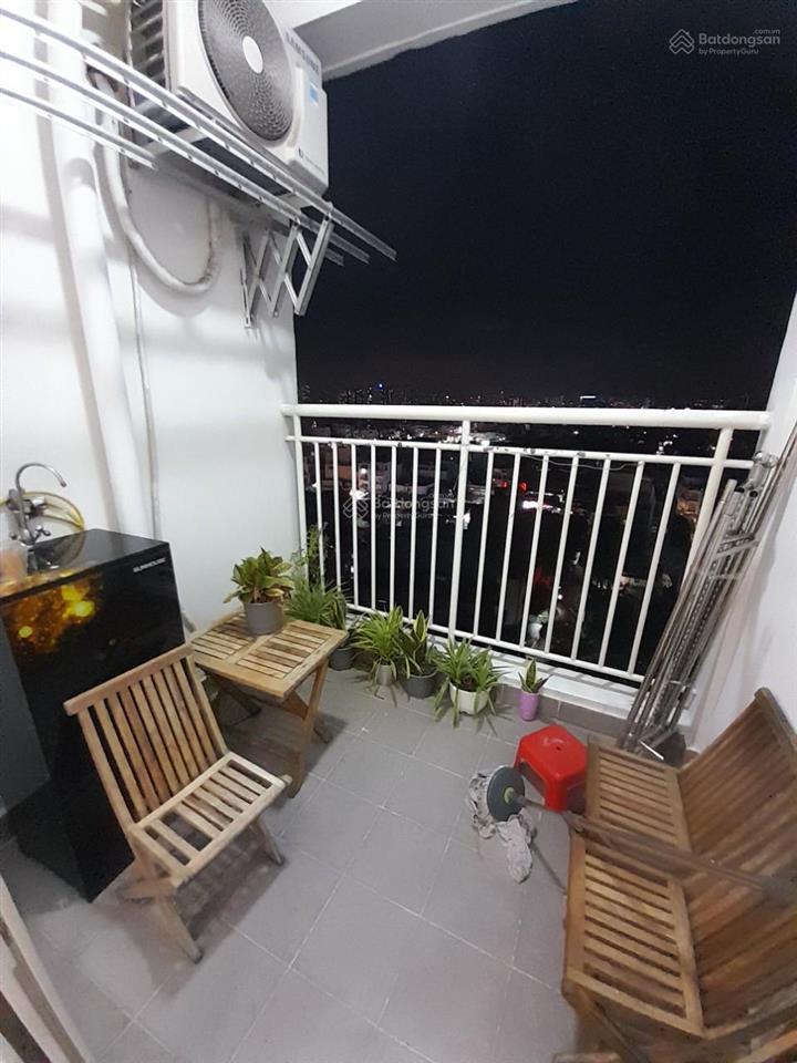 Bán căn hộ 1pn 49m² tại căn hộ 8x đầm sen, giá 2,4 tỷ sổ hồng, ban công rộng
