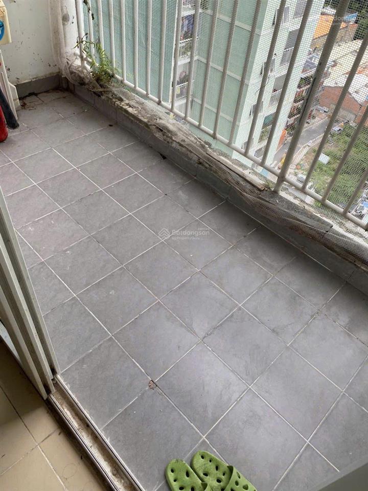 Bán cc 1pn, 1wc tại căn hộ 8x đầm sen, chỉ 2,4 tỷ, 49m2, sổ hồng  có bancon rộng