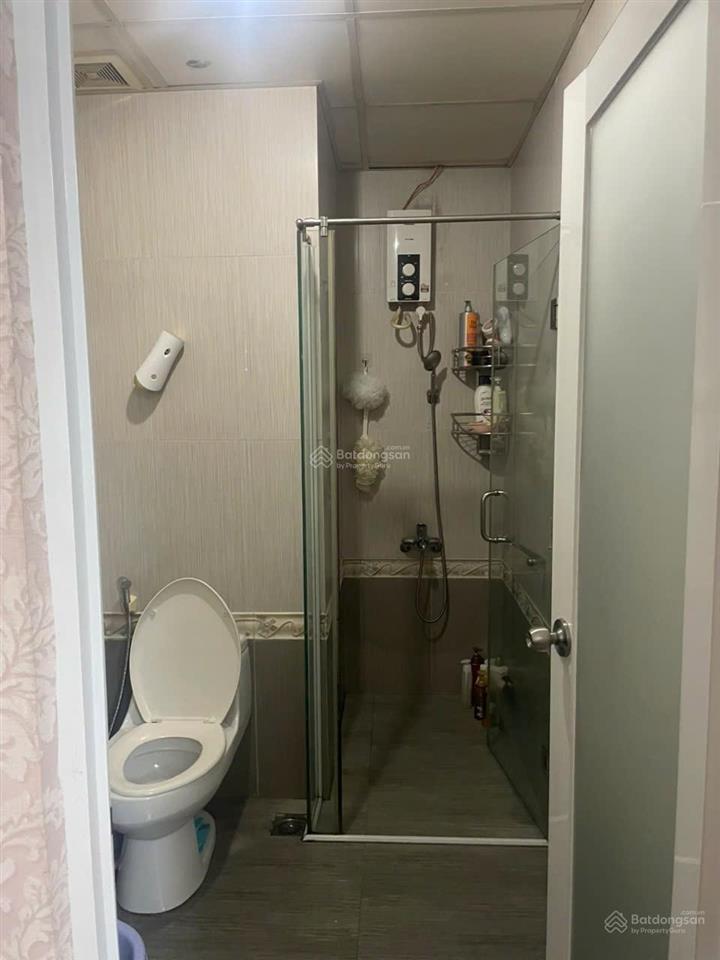 Bán căn hộ 2pn + 2wc tại khu căn hộ sacomreal584, giá chỉ 3,45 tỷ, 78m2  sổ hồng chính chủ