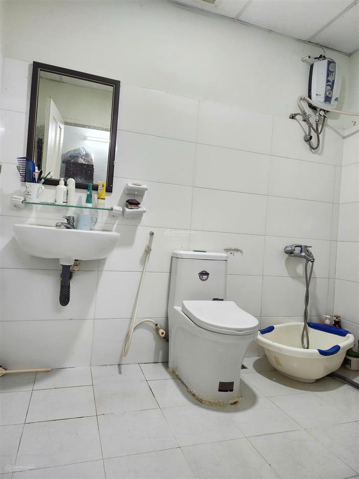 Bán gấp căn hộ topaz garden, 3,45 tỷ, 68 m2, đẹp, nhiều tiện ích