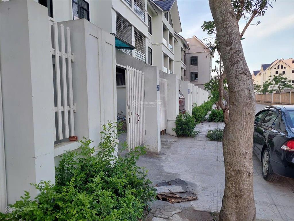 Chính chủ bán nhà biệt thự liền kề ô19, lô d43 kđt geleximco  mt 6m, tiềm năng đầu tư cao
