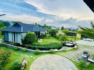 Đất nghỉ dưỡng có 102 tại hoà lạc. vị trí quá đẹp, gần với trung tâm